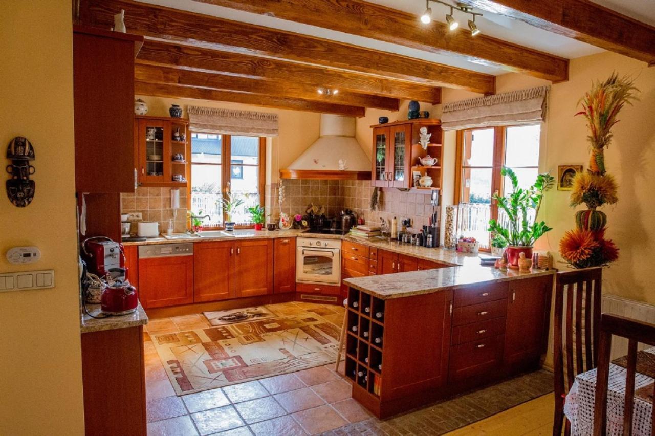 Willa Nad Popradem Bed & Breakfast Piwniczna-Zdroj Exterior photo