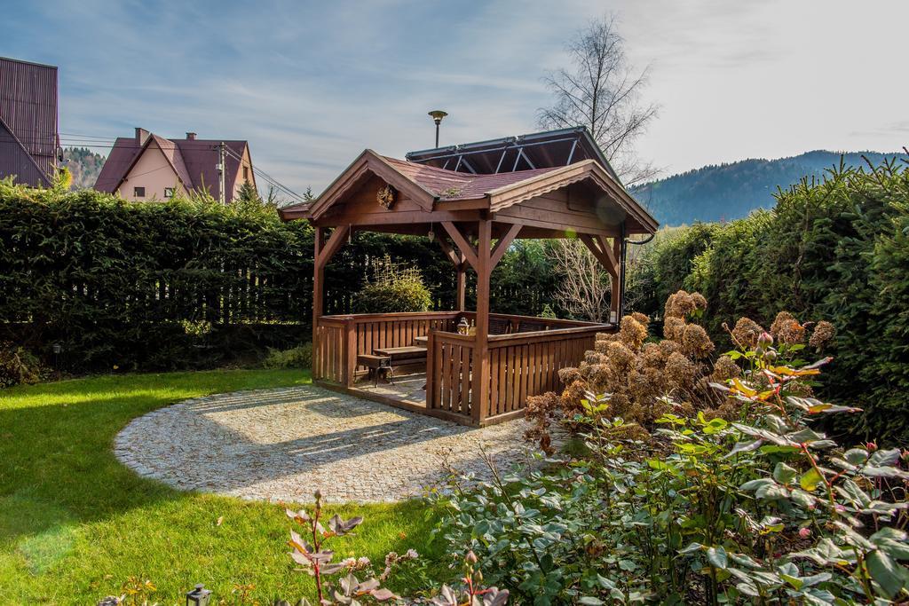 Willa Nad Popradem Bed & Breakfast Piwniczna-Zdroj Exterior photo